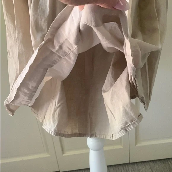 Banana Republic Beige Smocked Mini Skater Skirt - Picture 3 of 3